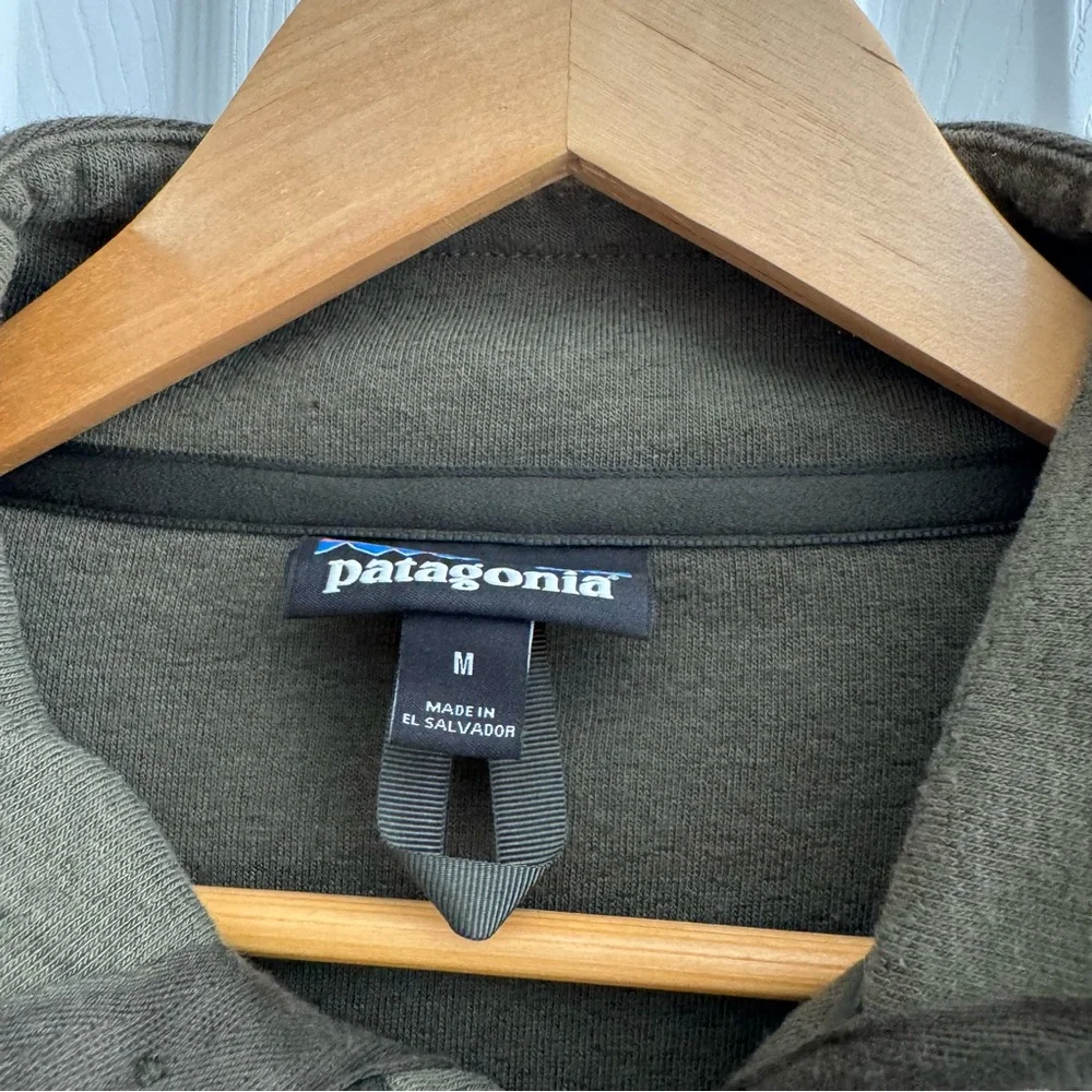 Patagonia Men’s Green Synchilla Sweater - Picture 7 of 8